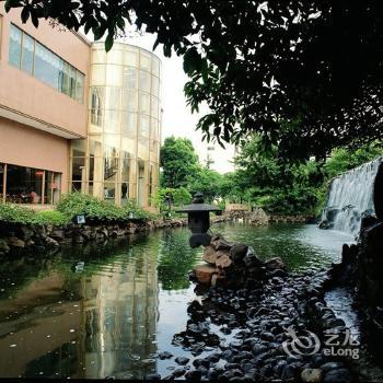 Shanghai International Airport Hotel