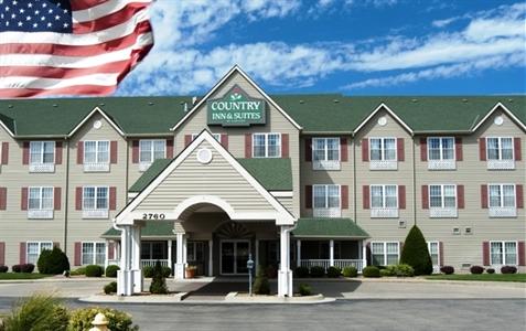 Country Inn & Suites by Carlson _ Salina