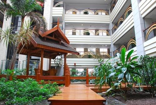 Dak Bay Garden Hotel