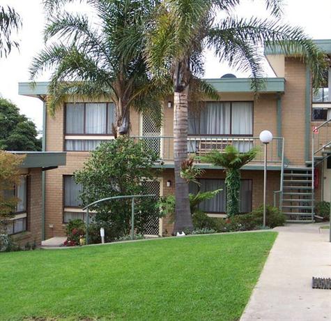 Marine Court Holiday Units Merimbula