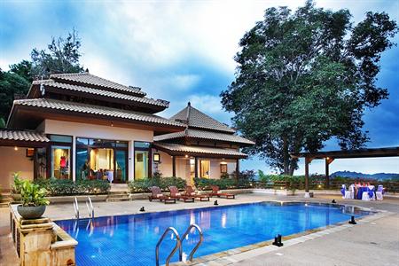 Indra Maya Pool Villas