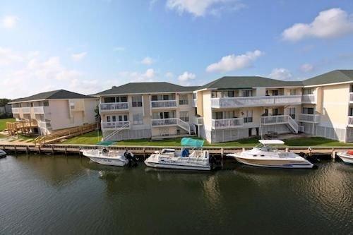 Sandpiper Cove Canal by Holiday Isle