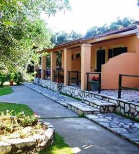 Renata Rooms and Studios