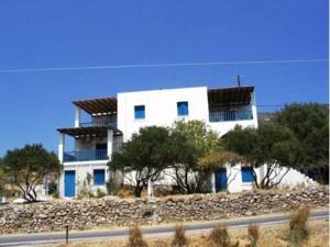 Niki Apartments