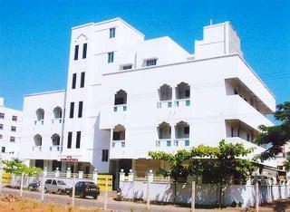 Hotel Navarathna Puducherry