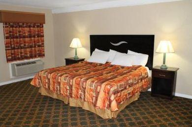 Continental Inn & Suites Nacogdoches