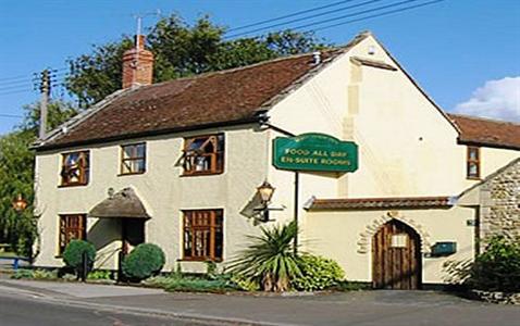 The Half Moon Inn & Country Lodge Mudford