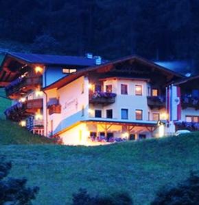 Gasthof Kratzerwirt Neustift im Stubaital