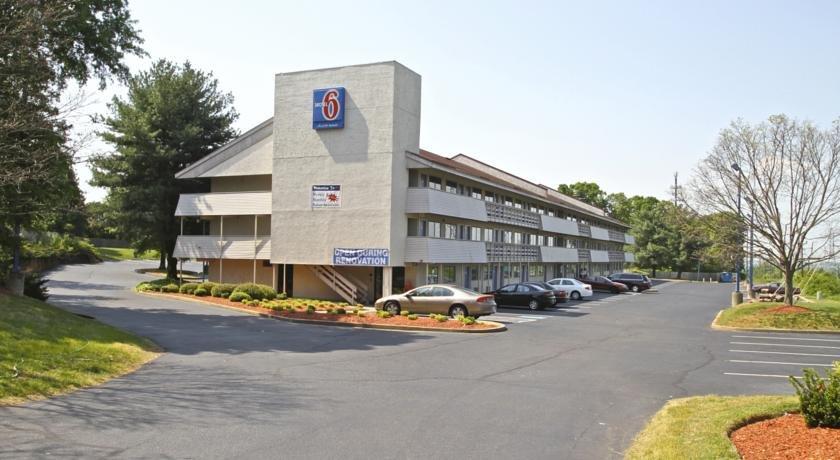 Motel 6 Charlotte Coliseum