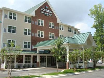 Country Inn & Suites Wilmington Airport