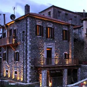 Tsarbou Guesthouse