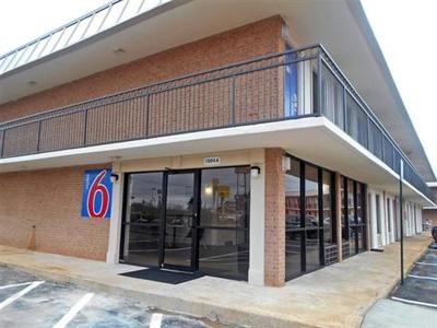 Motel 6 Perry GA