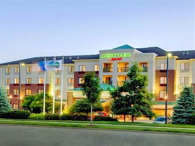 Courtyard by Marriott Madison East