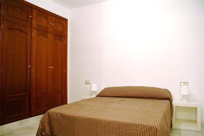 Malaga Center up to 9 guests