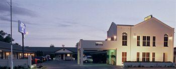 Breakout Motor Inn