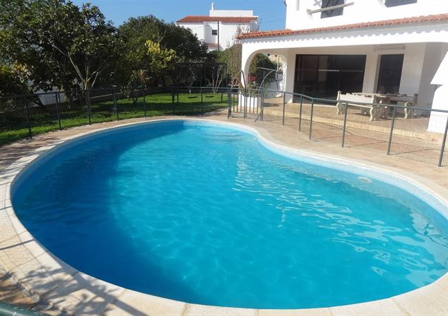 Villa Gambilio In Faro Pool Beach Transfer