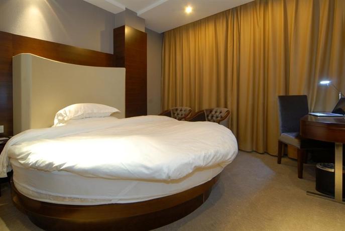 Changsha Golden Collar Business Hotel