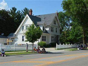 Pleasant Street Bed and Breakfast