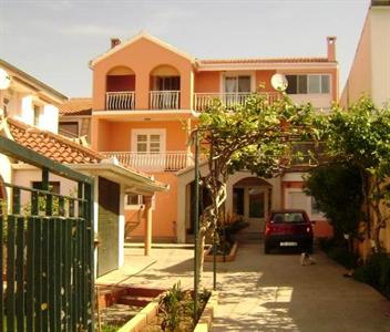 Apartments Tutina