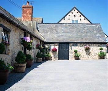 Hills Farm
