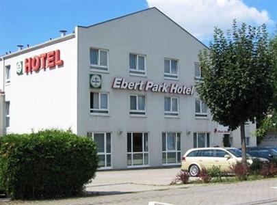 Ebert Park Hotel