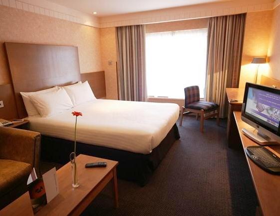 The Farnham Hog's Back Hotel