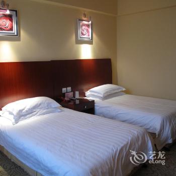 Fengdong Hotel