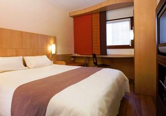 Ibis Lyon Gerland Rue Merieux