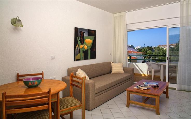 Ourabay Hotel Apartamento - Art & Holidays