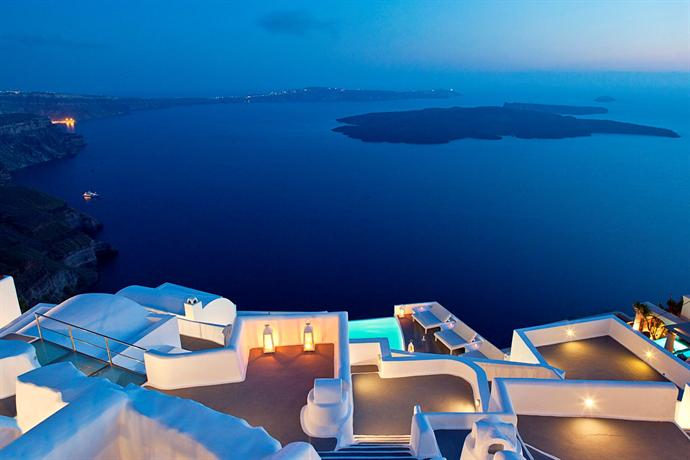 Chromata Hotel