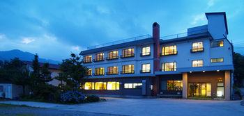 Central Inn Hakuba
