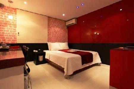 Fox Hotel