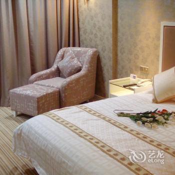 Zhonggang Business Hotel