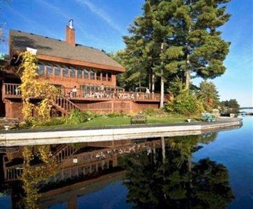 Westwind Inn on the Lake