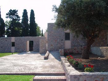 Enalia Gi
