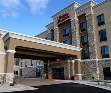 Hampton Inn And Suites Grand Forks