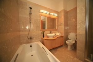 6 Br Villa Anemone - Aphrodite Hills