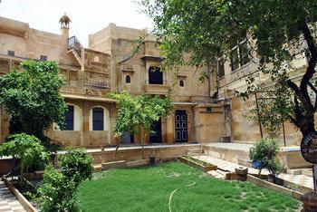 Vista Rooms At Old Royal Palace