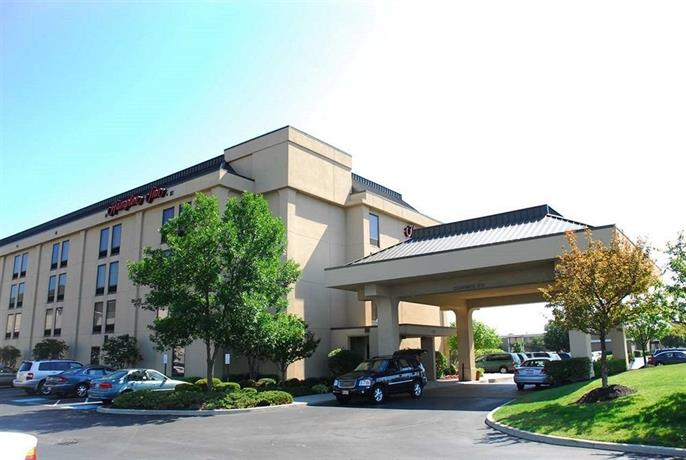 Hampton Inn Columbus Airport