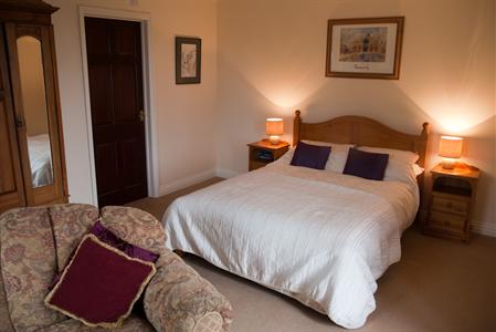 Norbin Farm Bed & Breakfast Corsham