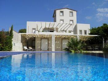 Cretan Mansion