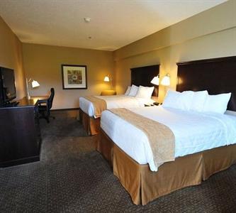 Boulders Inn and Suites