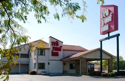 Red Roof Inn - Taylorsville