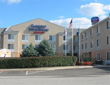 Fairfield Inn & Suites Lexington Georgetown College Inn