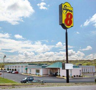 Super 8 Junction City Ks