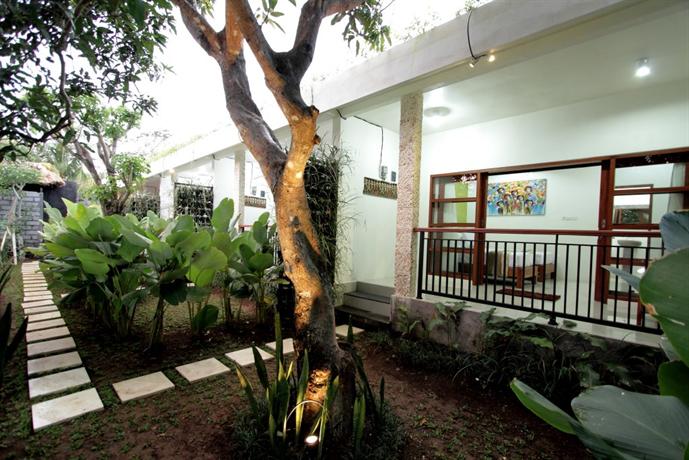 Maha Residence Guest House