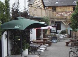 Horse & Jockey Inn