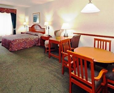 Country Inn & Suites Prairie du Chien WI