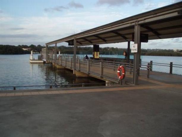 Homestay in Homebush Bay near George Kendall Riverside Park