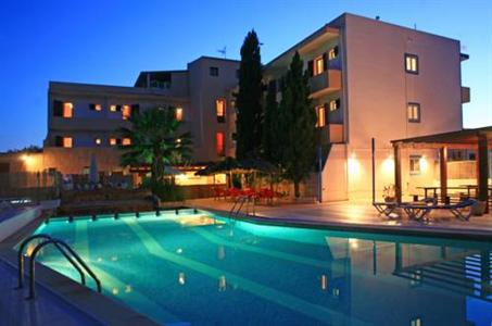 Hostal Santi